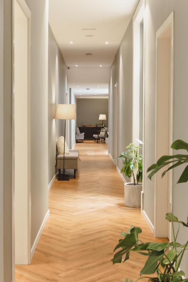Standard Suite,1370675789:JPEG