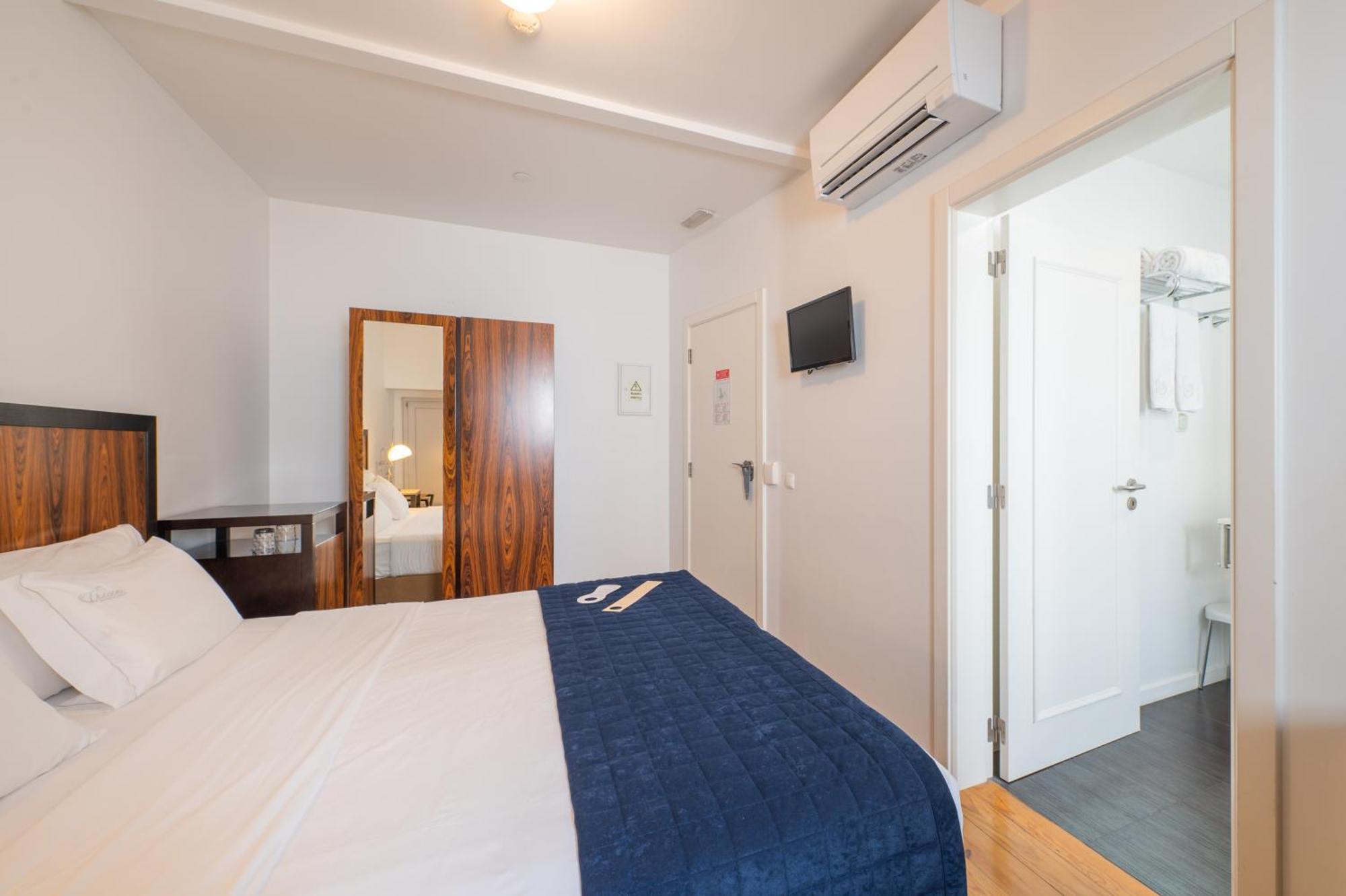 Double Room Interior View,1547243965:JPEG