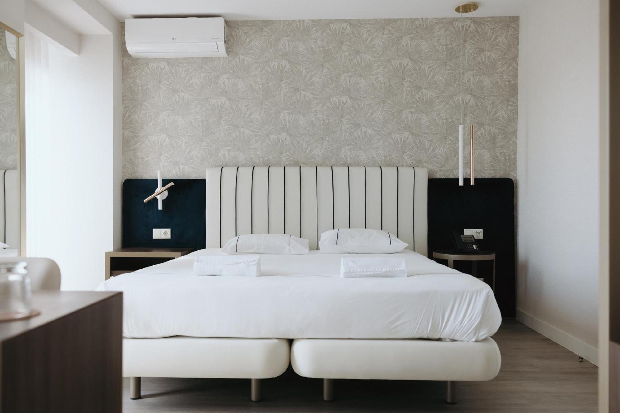 Deluxe Double or Twin Room,1625479930:JPEG