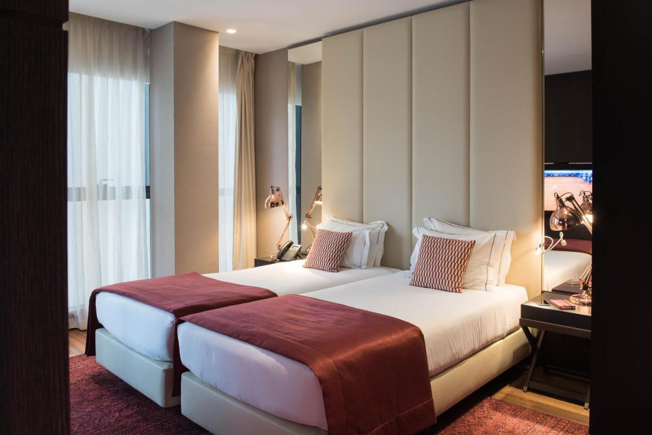 Apartamento com 2 Quartos e Vista Estádio