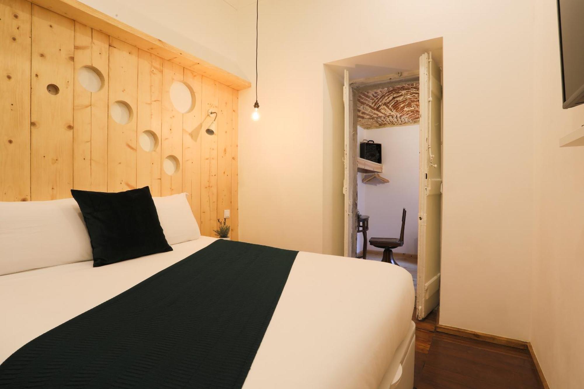Superior Double Room,548361441:JPEG